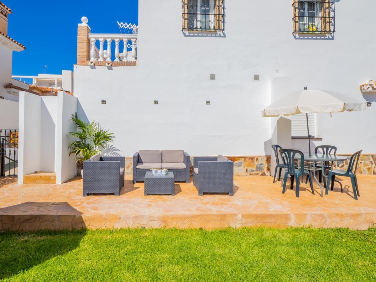 Cubo'S Hostal William'S Sunny 1 With Breakfast Торре-де-Бенагальбон Экстерьер фото