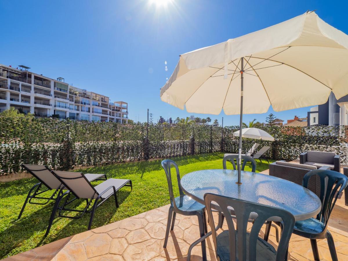 Cubo'S Hostal William'S Sunny 1 With Breakfast Торре-де-Бенагальбон Экстерьер фото