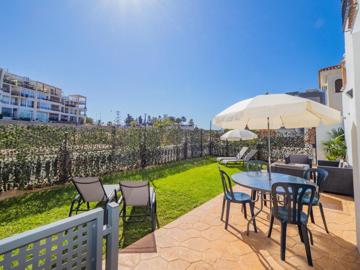 Cubo'S Hostal William'S Sunny 1 With Breakfast Торре-де-Бенагальбон Экстерьер фото